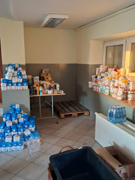Zgromadzone produkty spożywcze